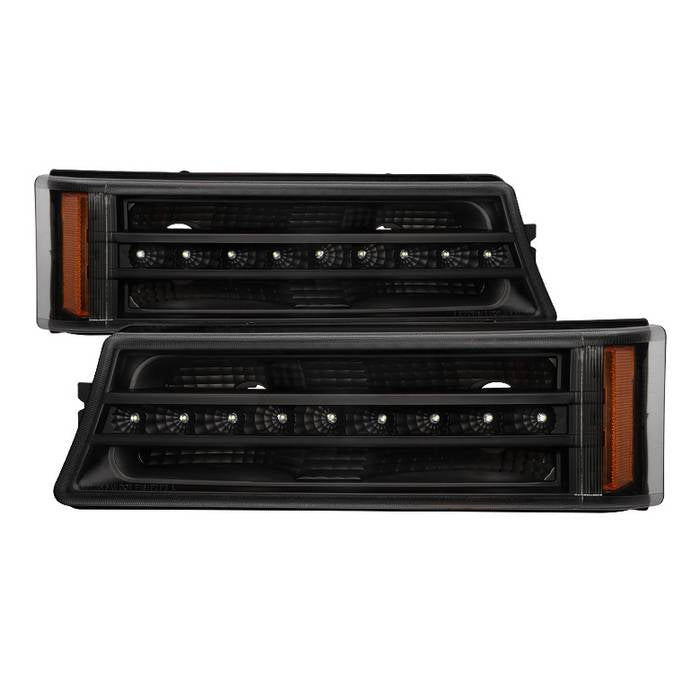 ( xTune ) Chevy Silverado 03-06 / Avalanche 02-06 (don‘t fit with Body Cladding Models) LED Bumper Lights - Black
