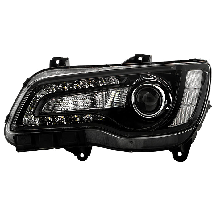 ( OE ) Chrysler 300 Halogen Only 2015-2023 (Won‘t Fit HID Models ) Black Bezel Driver Side Headlight -OEM Left