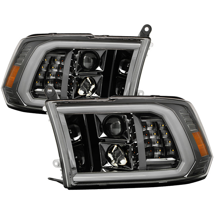 ( xTune ) Dodge Ram 09-18 1500~3500 LED DRL / Halogen Projector Headlights - Low Beam-H7(Included) ; High Beam-H7(Included) ; Signal-LED - Chrome