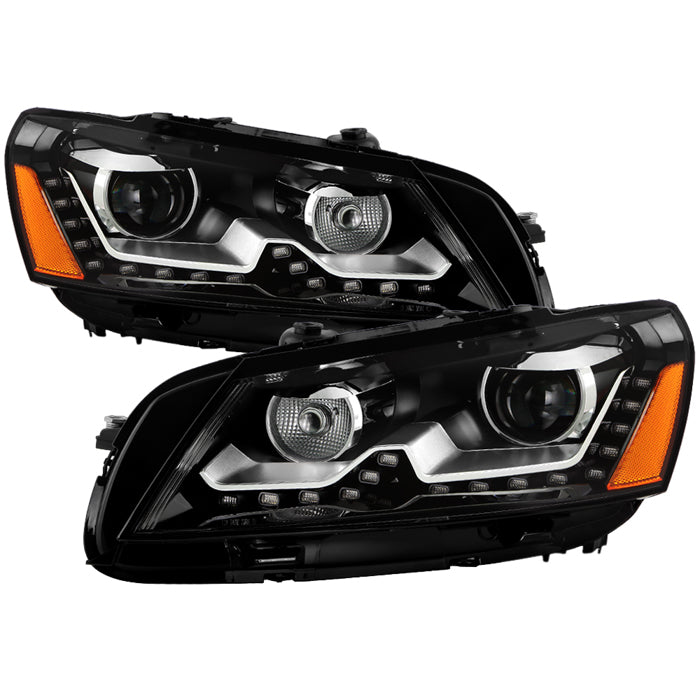 ( xTune ) Volkswagen Passat 12-14 OE Projector Headlights - Not Compatible with HID - Black